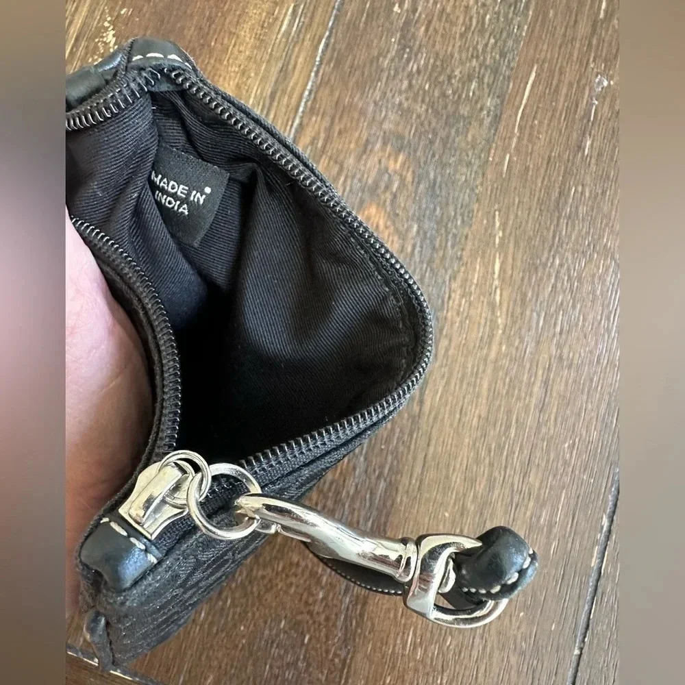 Coach signature logo wrislet